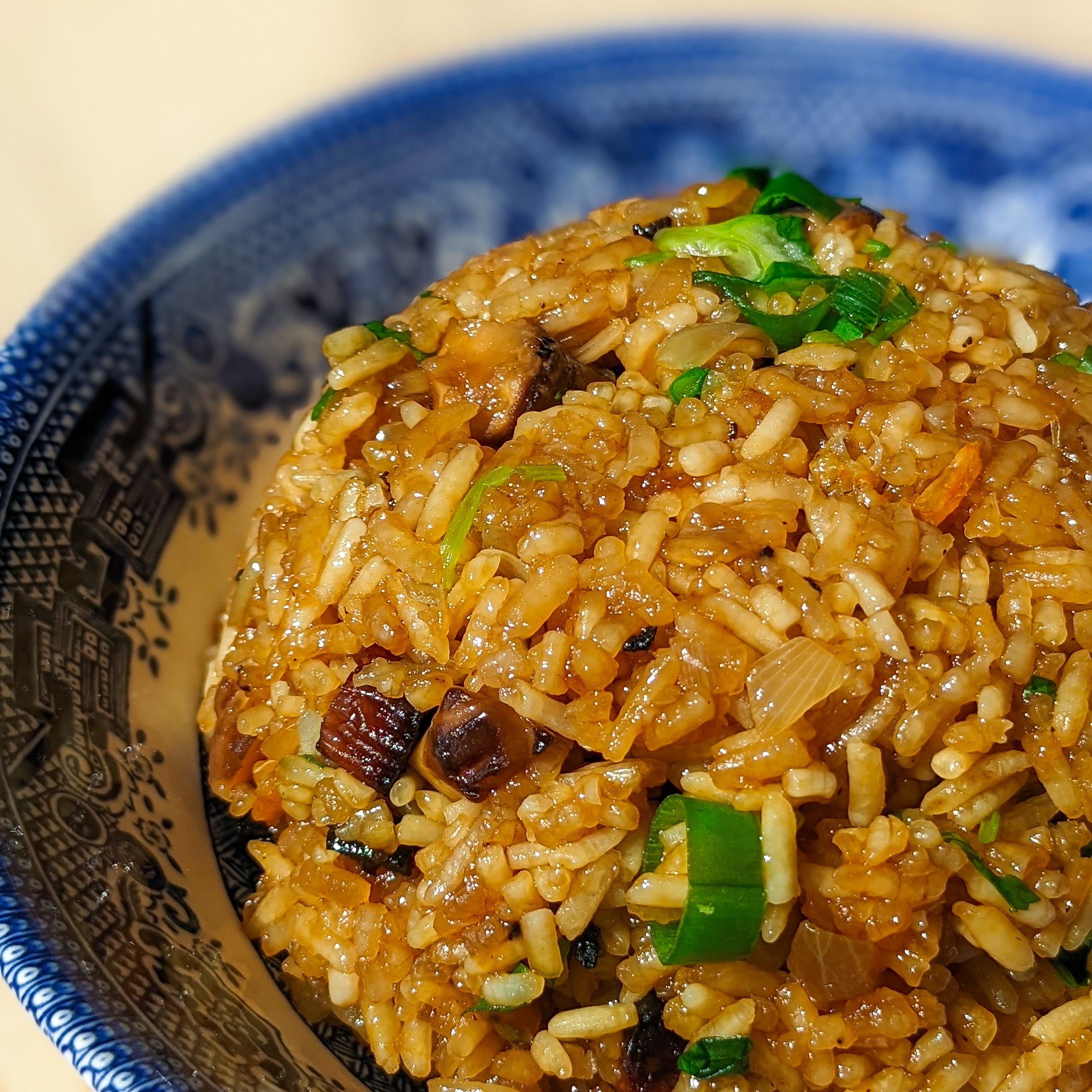Chinese Sausage Sticky Rice (臘味糯米飯)