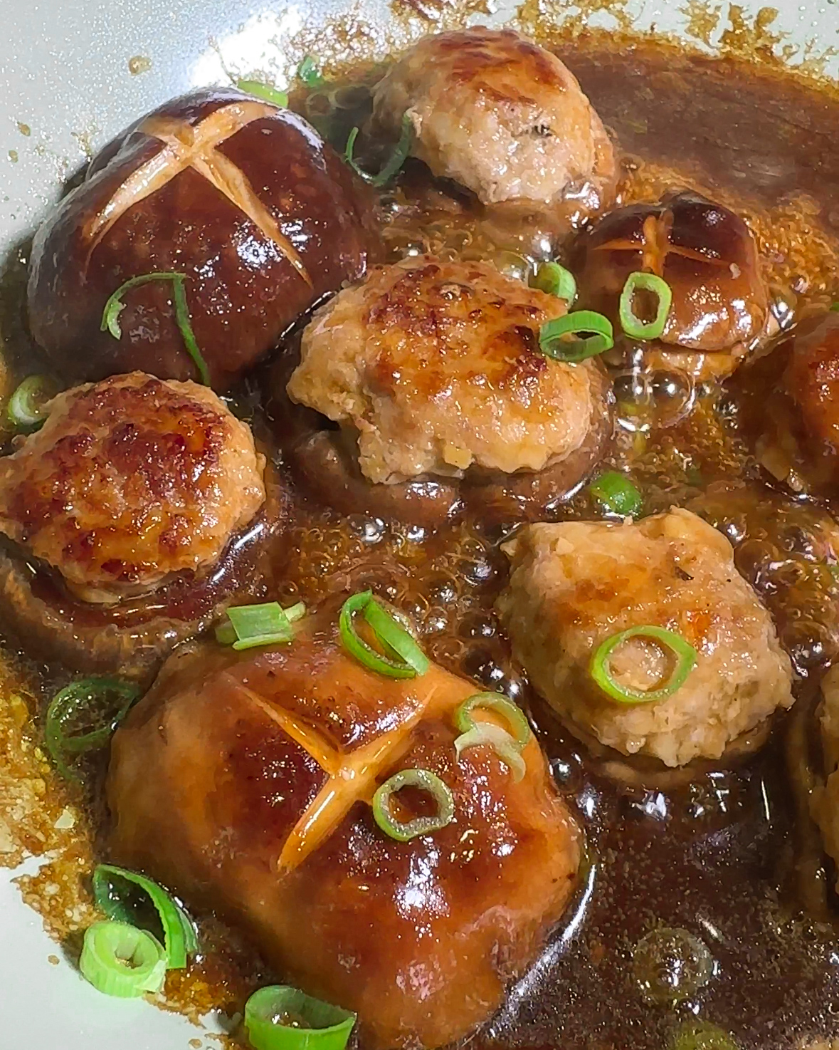 Stuffed Shiitake Mushrooms (煎釀冬菇)