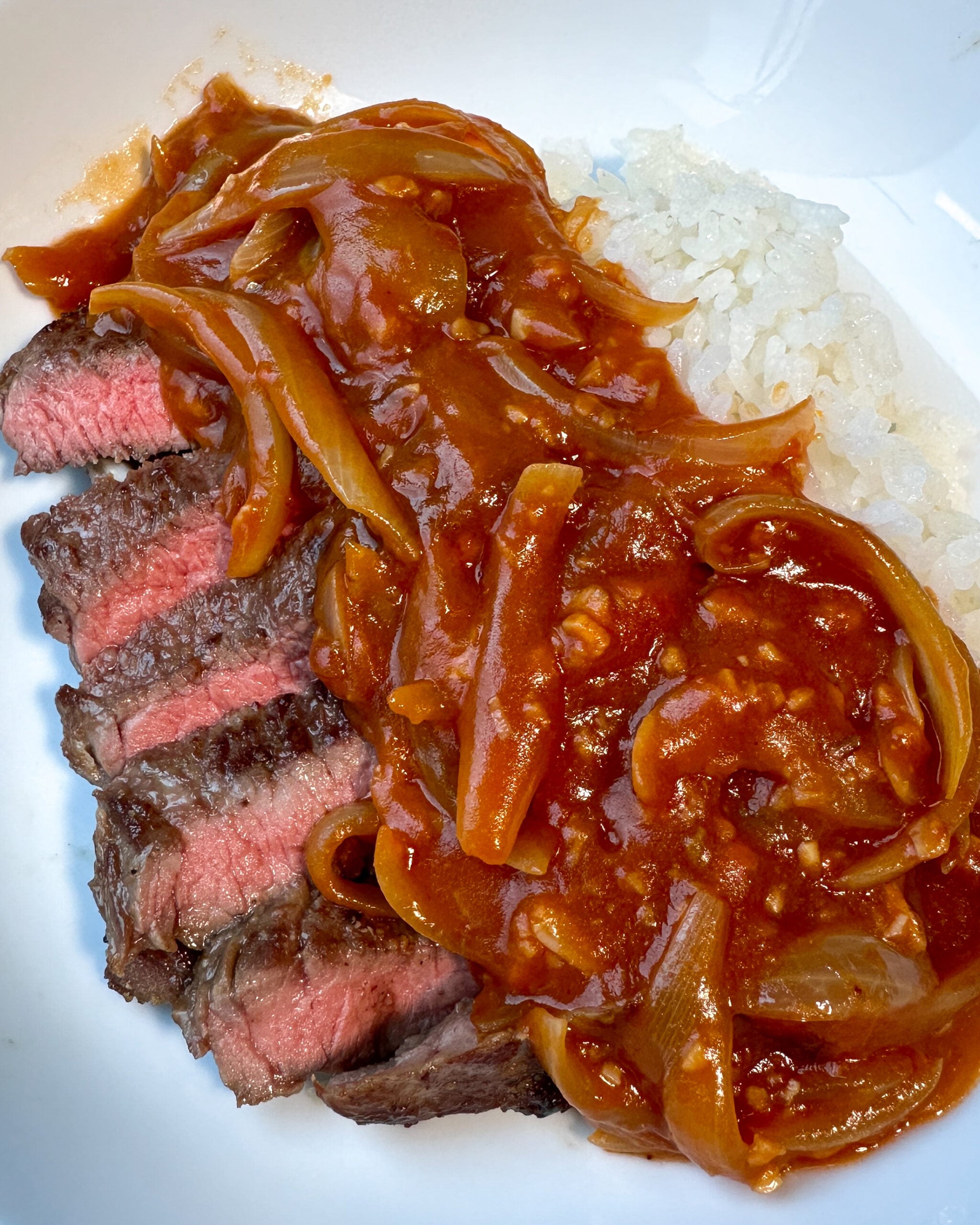 Hong Kong Steak with Garlic Sauce (蒜蓉汁牛扒飯)